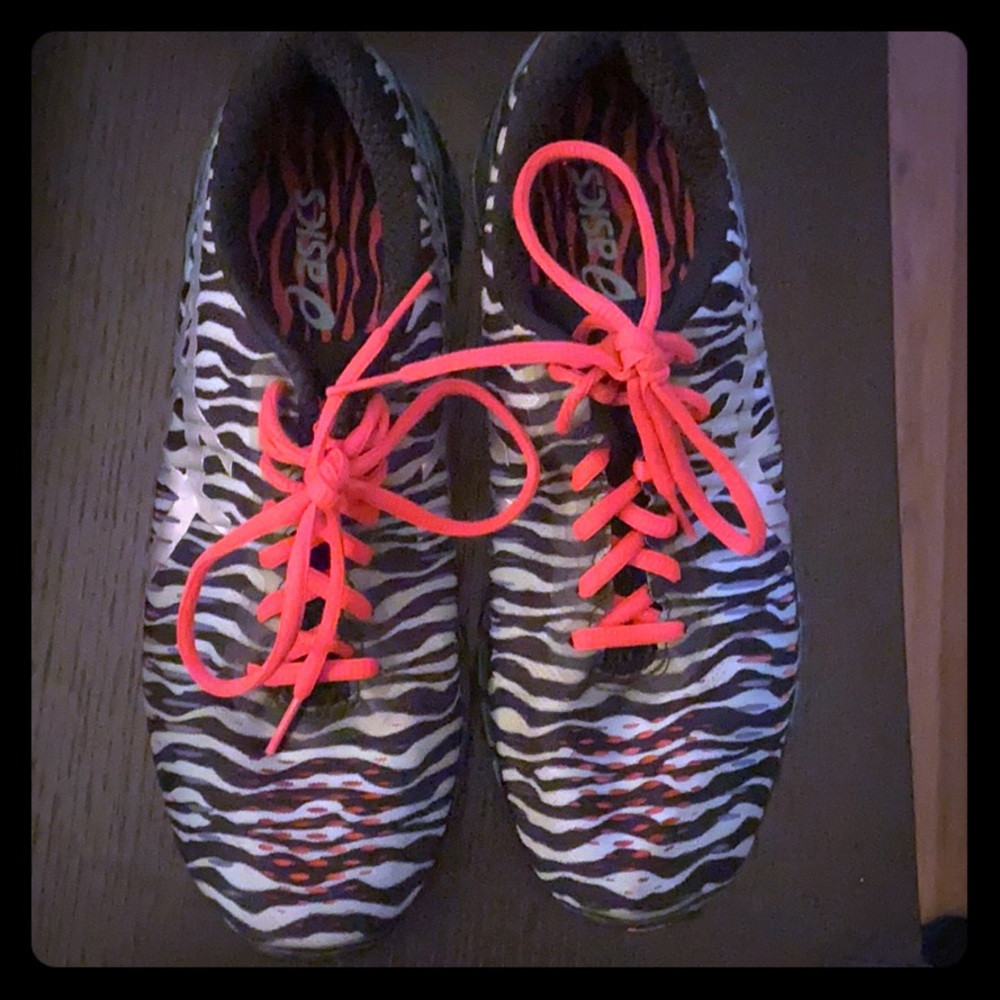 ASICS running shoes. Like new!